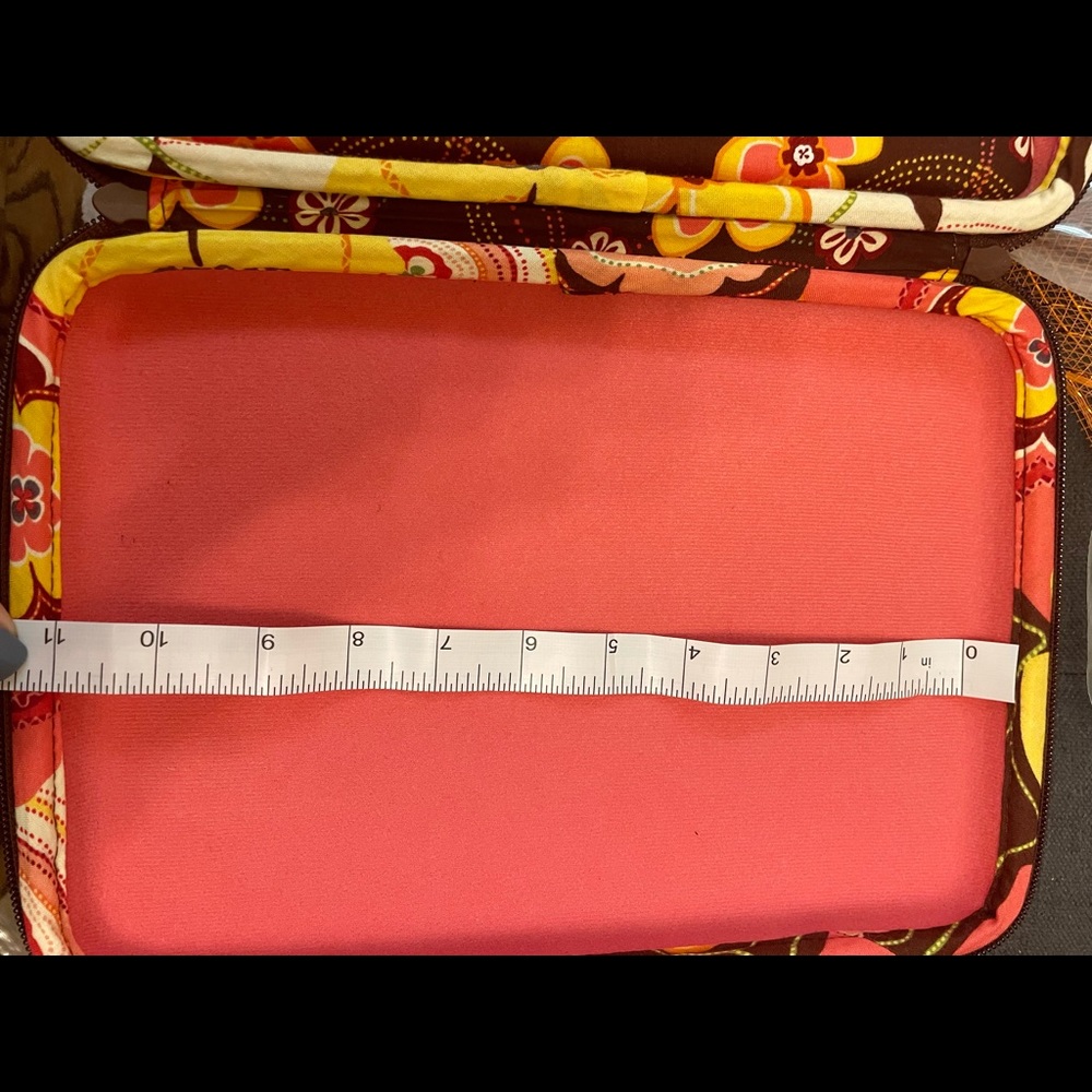 Hard Shell Laptop/Tablet Case - Picture 4 of 4